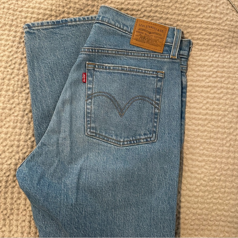 Levi Wedgie Straight Jeans